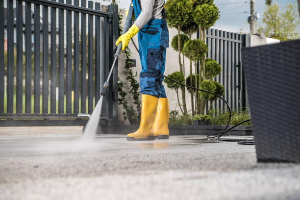 Best Commercial Building Pressure Washing  in West Mifflin, PA